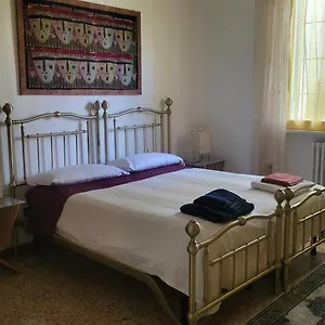  Appartamento La Casa Di Lucia: Grande Con Balcone Italia